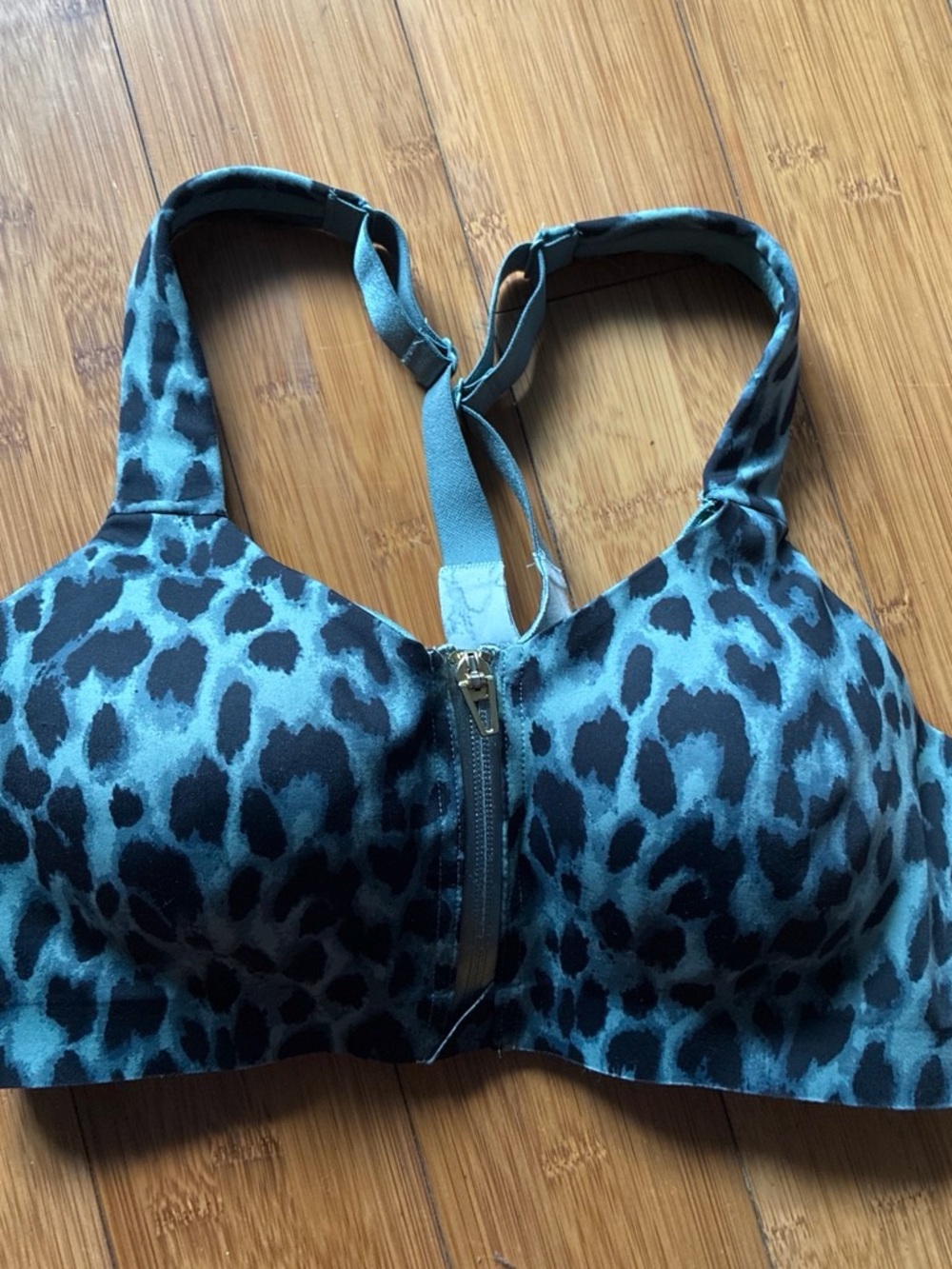 Victoria's Secret grey and Black Leopard Front-Zip Sports seamless Bra